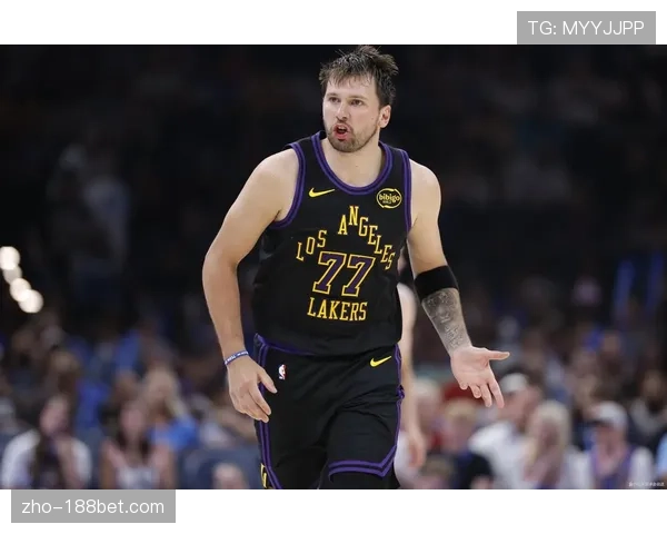 东契奇33.5分常规赛得分王+约基奇历史性双料榜首，两大MVP候选首轮同时缺阵